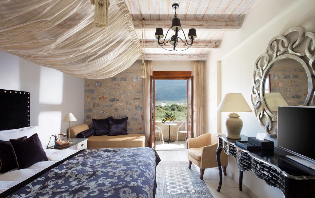 Porto Vitilo Boutique Hotel Karavostasi  Luaran gambar