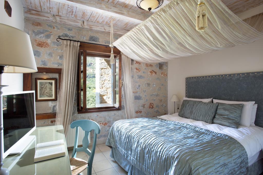 Porto Vitilo Boutique Hotel Karavostasi  Luaran gambar